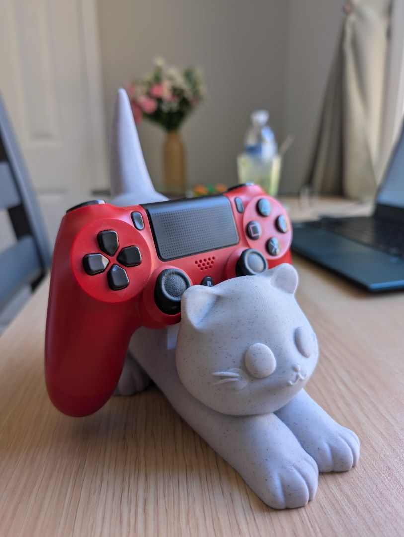 The Purrfect Cat Multi-Purpose Holder: Your Game Controller’s New Best Friend 🎮